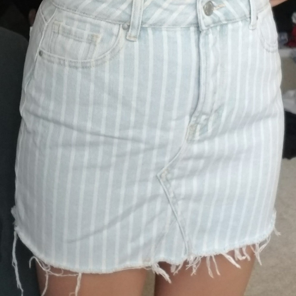 NWOT Pacsun Pinstriped Light Denim Skirt
